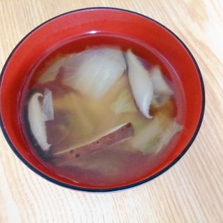 白菜と椎茸の中華スープ